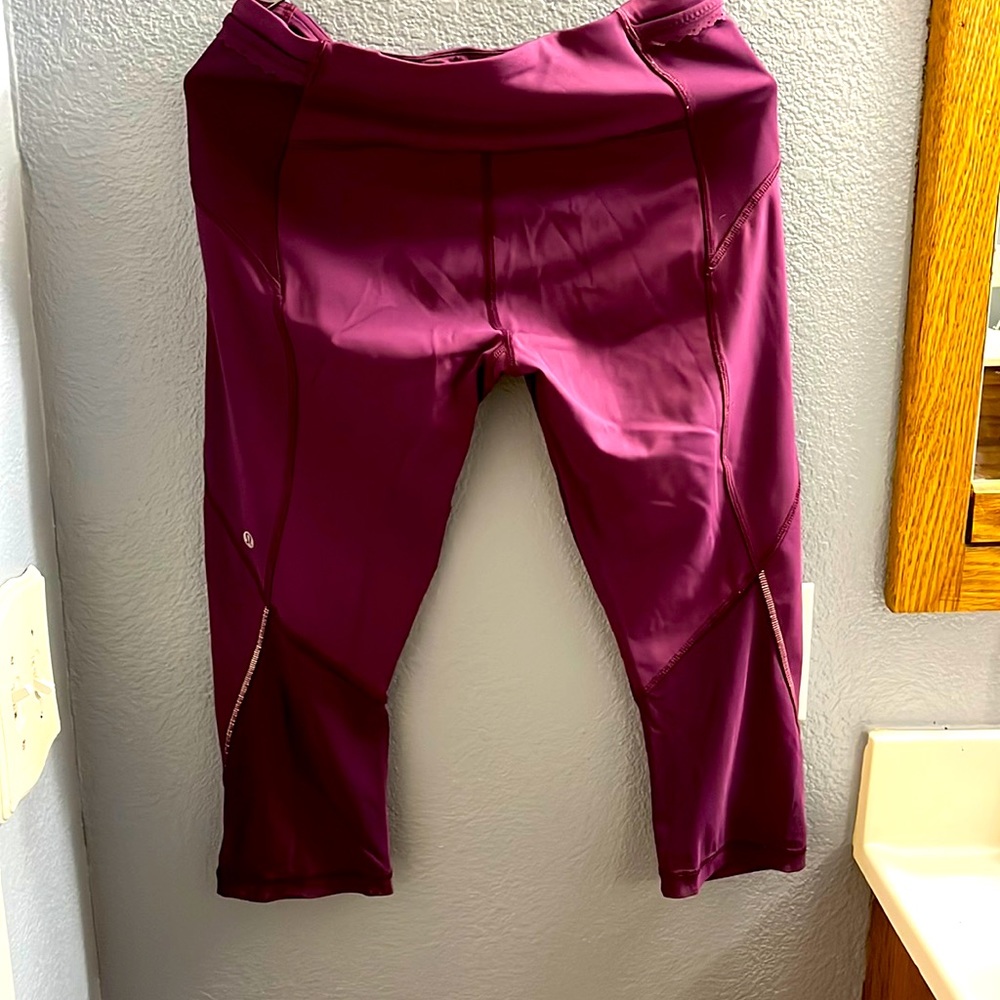 Lululemon Train Tights Mesh Design EUC Size 8